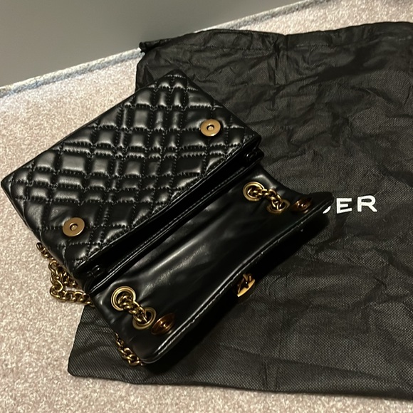 Black Kurt Geiger Bag with dust bag. - Picture 4 of 5